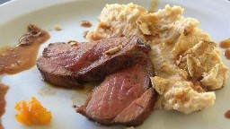 Recepta de cuina de Magret d'ànec a la mel amb puré de castanyes